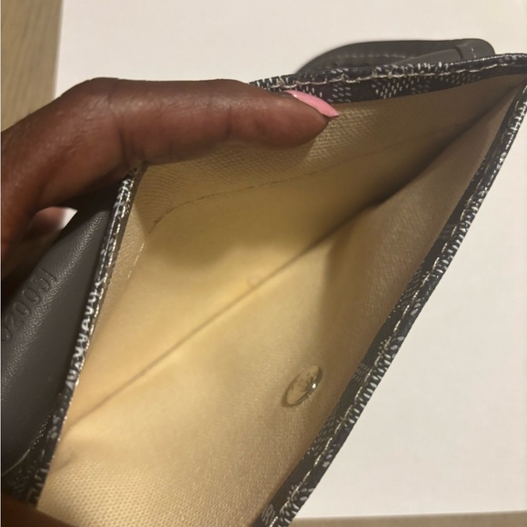 Goyard Gray and Black Clutch - Picture 4 of 6